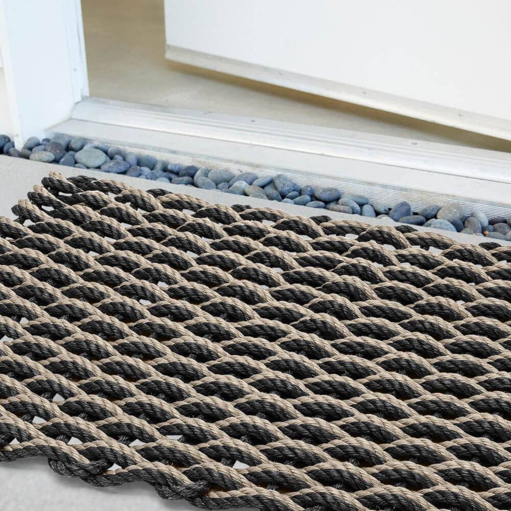 Lobster Rope Outdoor Doormat: Black & Sand Double Weave