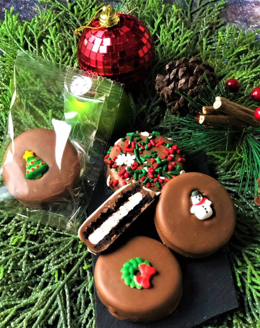 Holiday Decorated Vanilla Cream Cookie