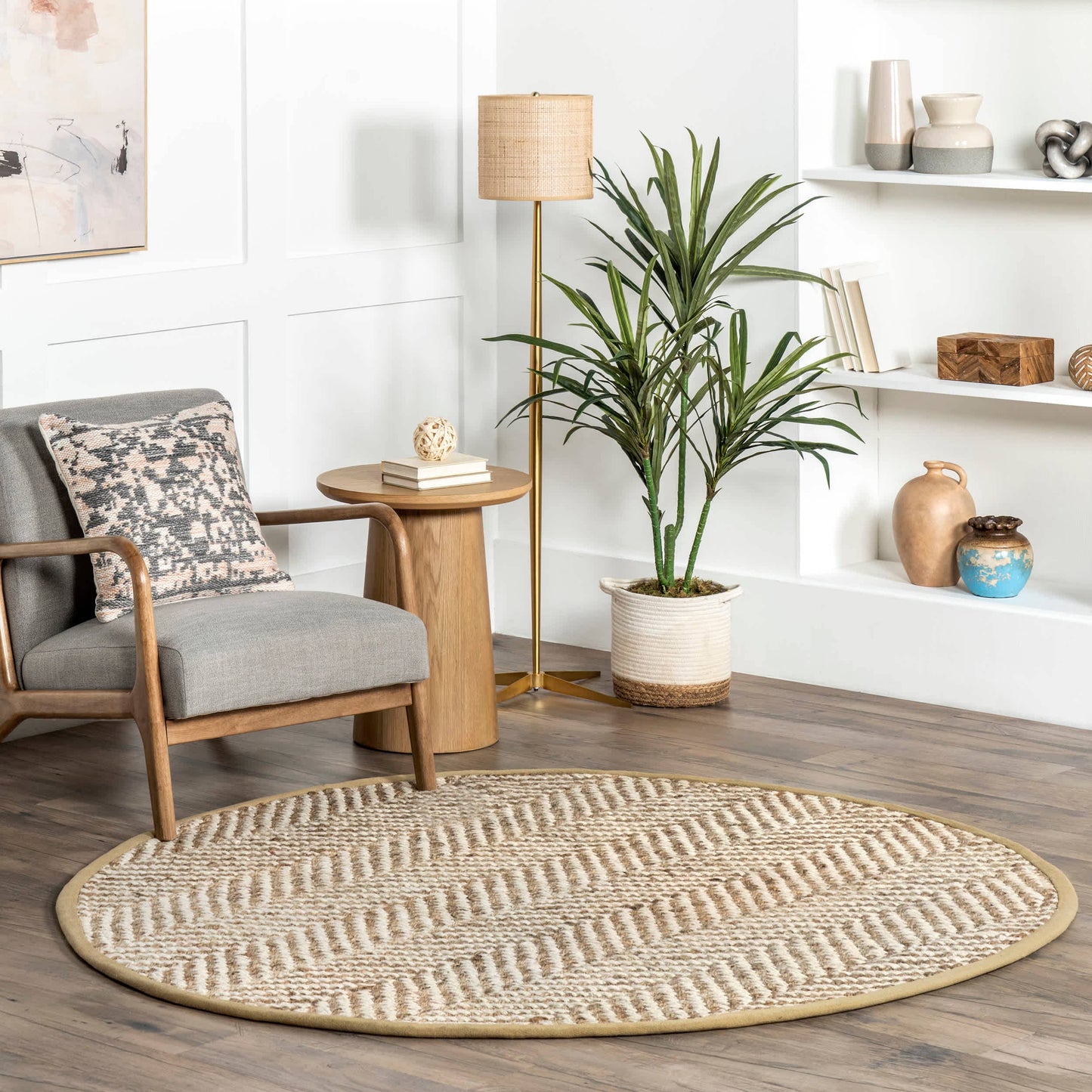 Vania Chevron Jute Area Rug