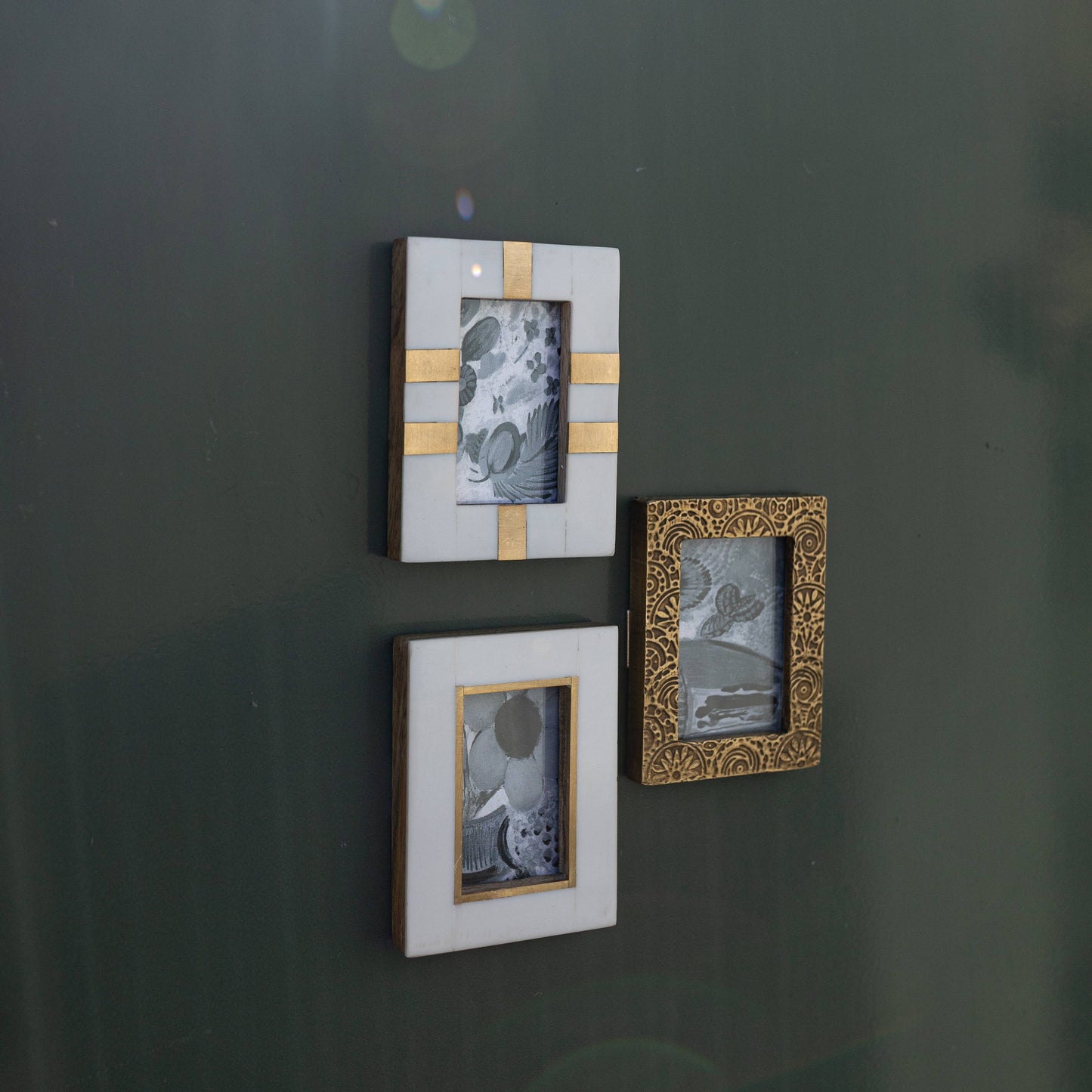 2X3 Arabella Magnetic Mini Picture Frame With Brass Inlay