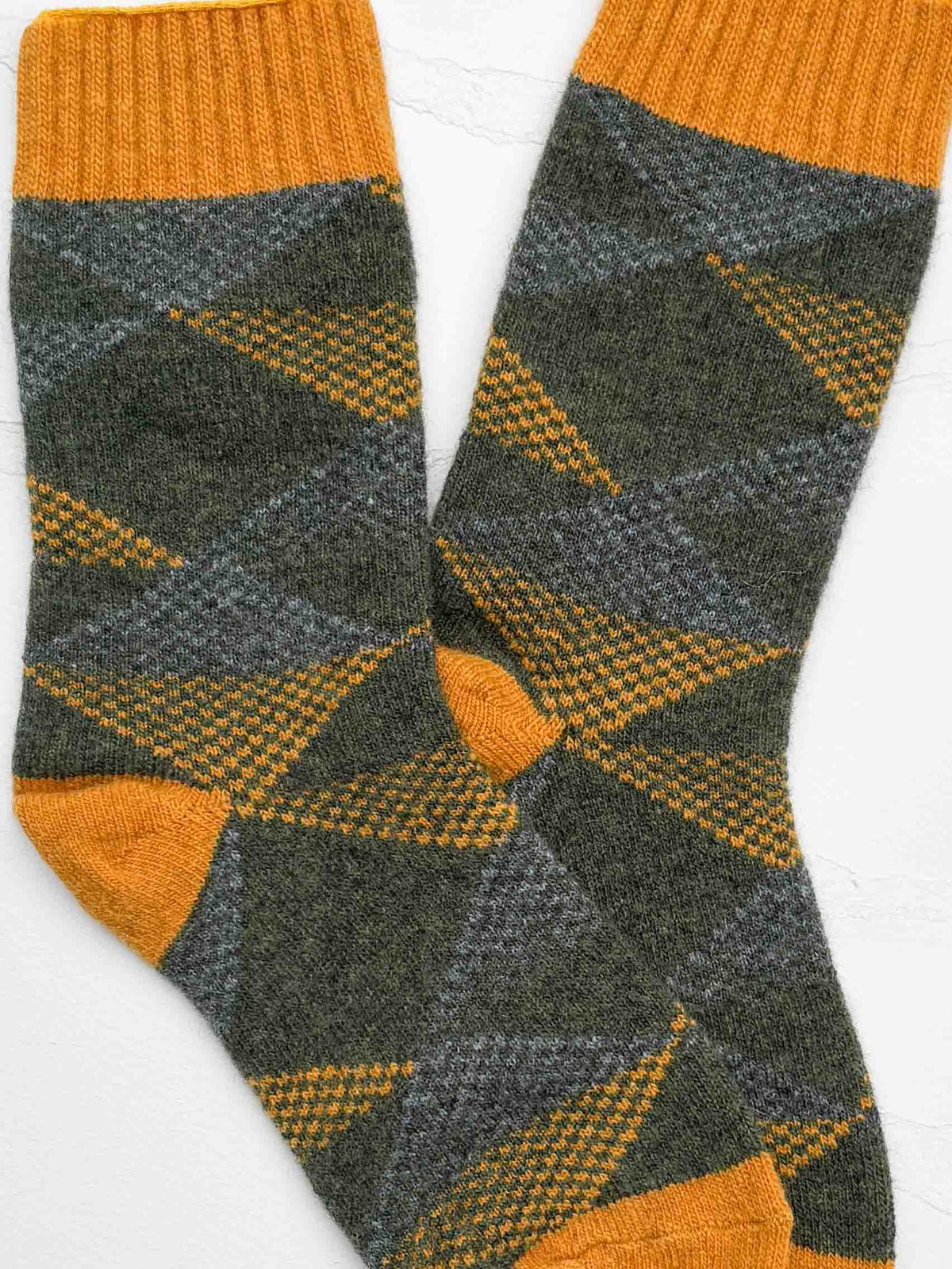 Vintage Argyle Wool Blend Cozy Socks