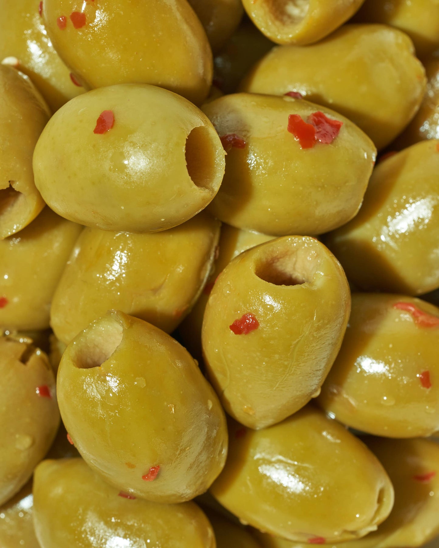 Hot & Spicy Green Olives 4oz - Freestyle Snacks